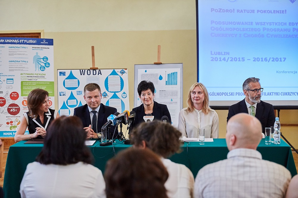 Konferencja_prasowa_PoZdro!_wspólnie_ratujemy_pokolenie_małe.jpg