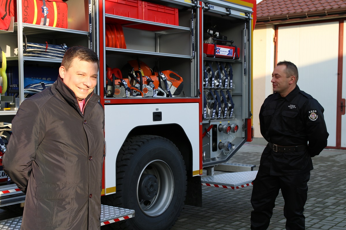 16_małe.jpg